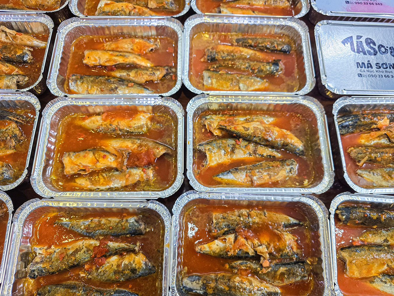 Cá nục kho rục Má Sơn